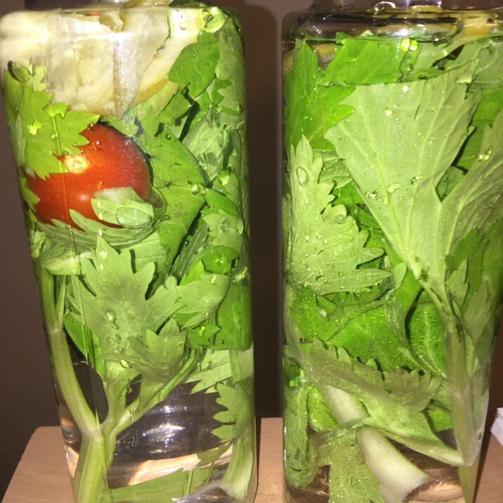 セロリの葉活用! デトックスウォーター